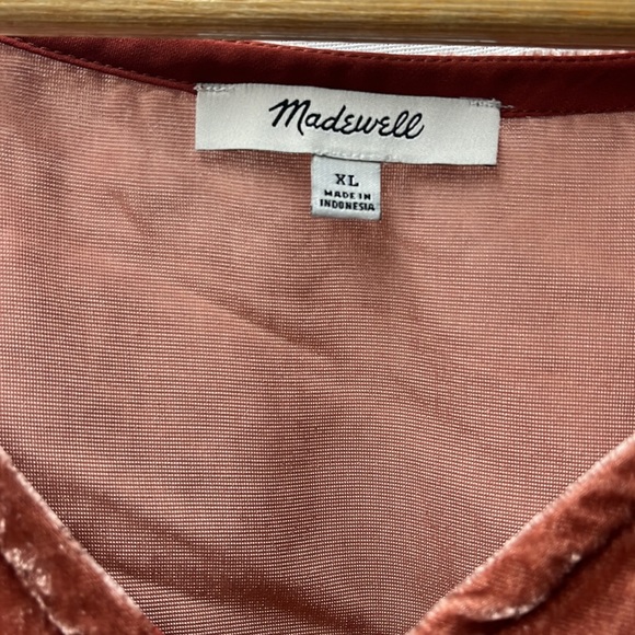 Madewell Rust Crushed Velvet Flutter Sleeve V Neck Blouse- XL - Picture 3 of 5